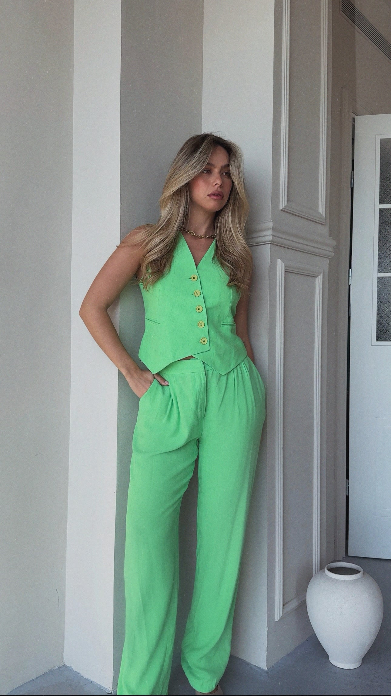 חליפת וסט מיילו